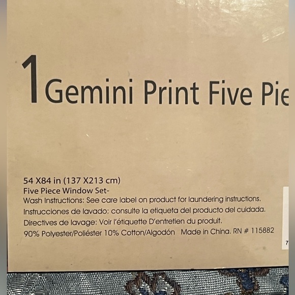 🆕 5 piece curtain set 54x84in - Picture 5 of 7